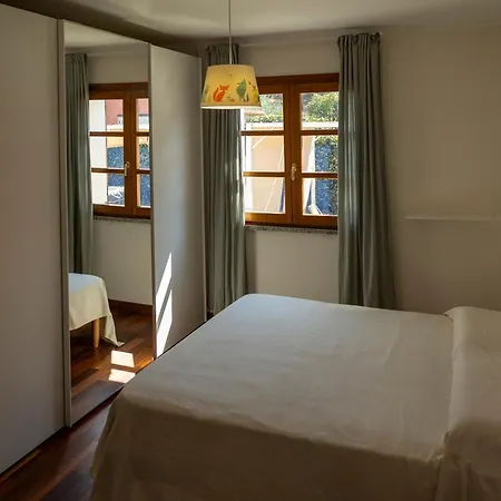Libo - Helloelba Casa de Férias